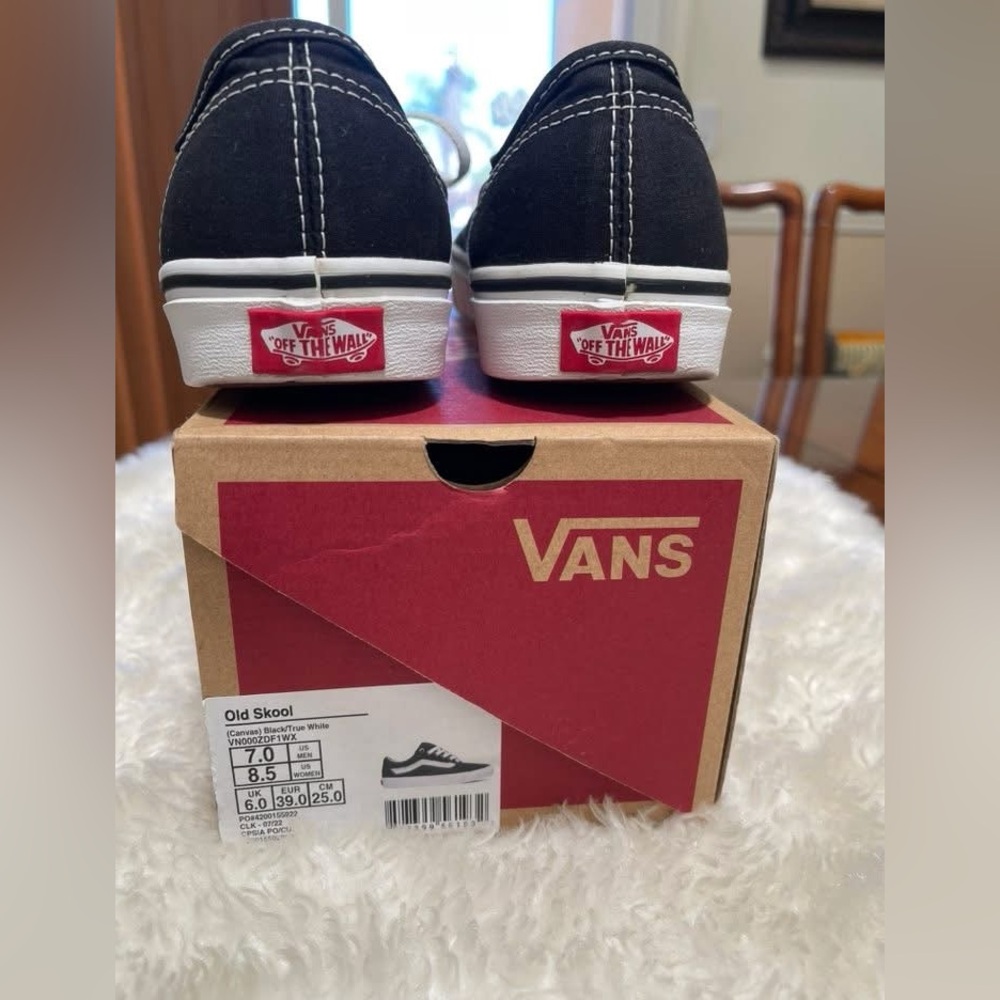 Vans Old Skool Black and White Sneakers